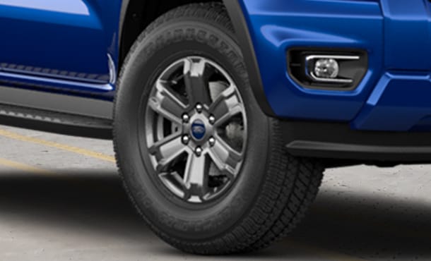 17-inch Alloy Wheels