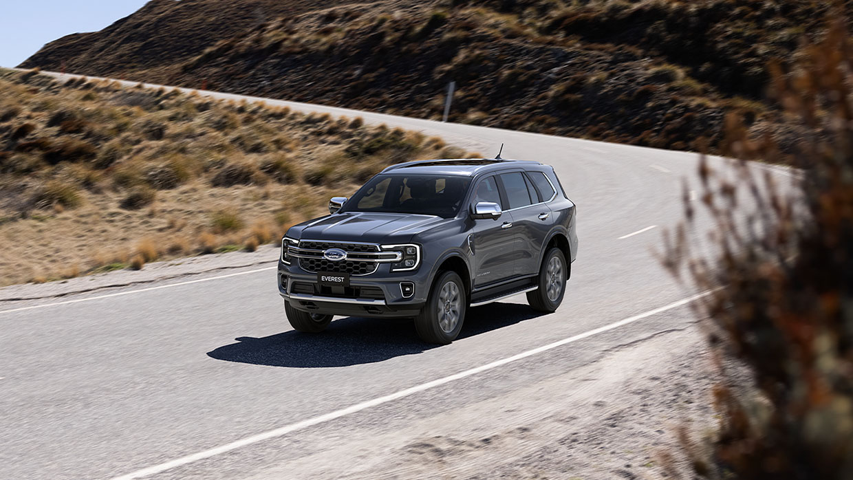 ford-everest-front-view