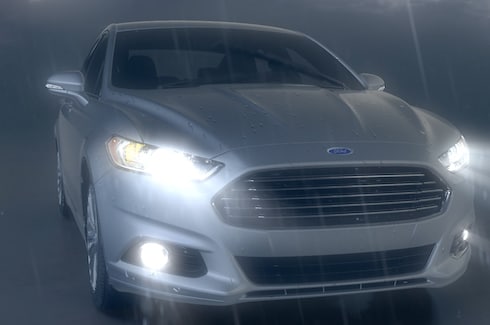 AUTOMATIC HEADLAMPS WITH WIPER-ACTIVATED HEADLAMP FEATURE